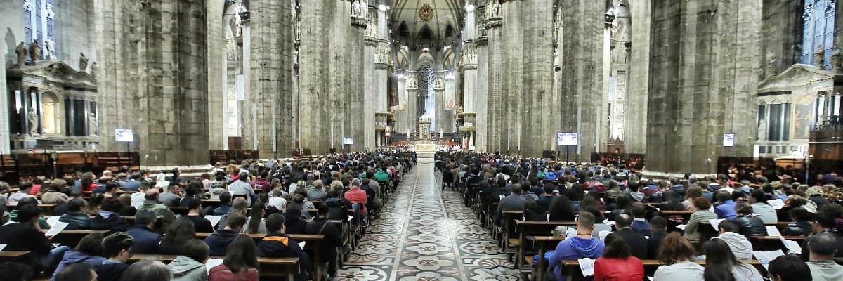 inside dumo di milano