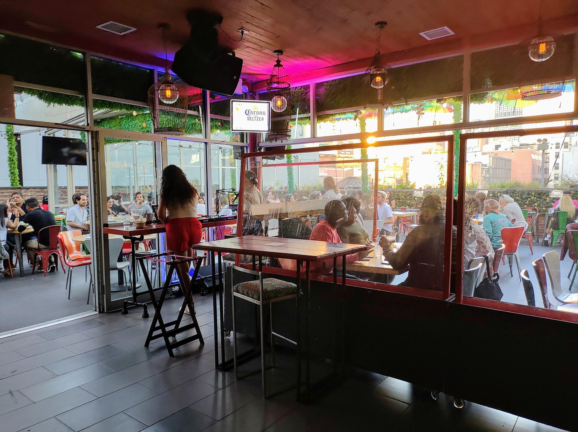Best Restaurants Near Intrepid Museum