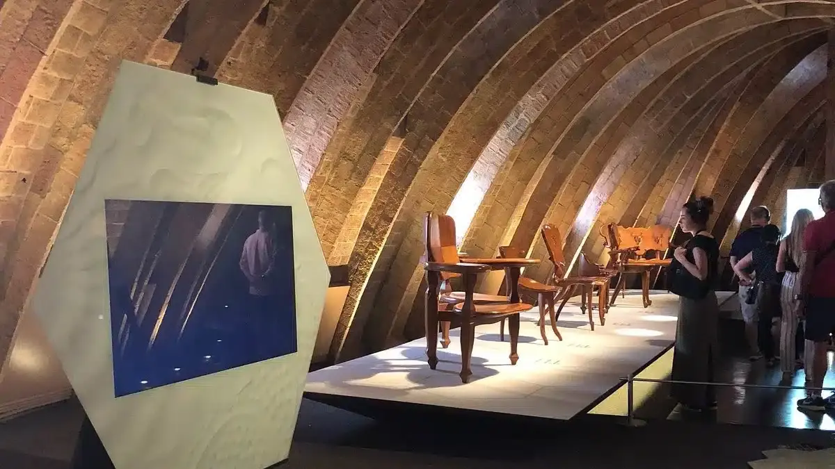 Casa Mila facts|