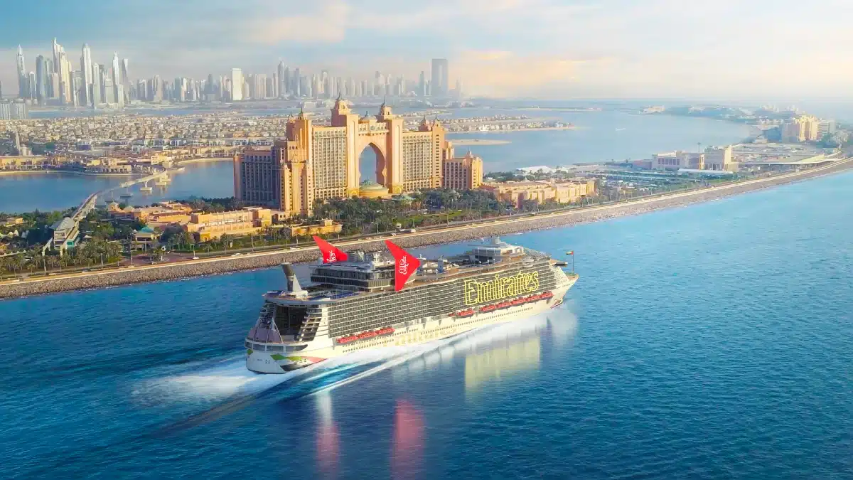 Dubai Sightseeing Cruises|Dubai Marina Dhow Sightseeing Cruise