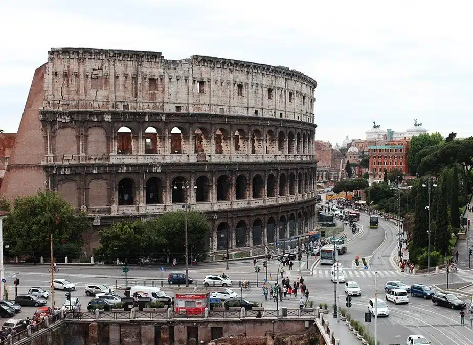 Parking-near-colosseum.webp