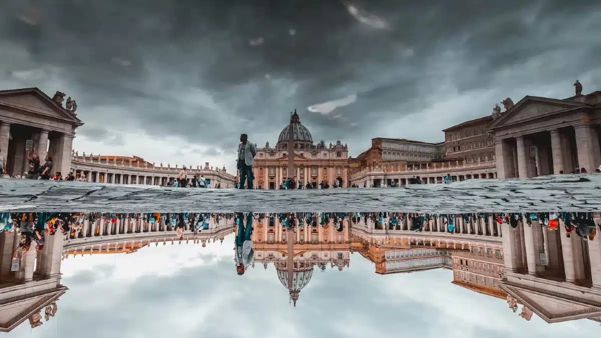 Shocking Facts about the Vatican City|vatican city