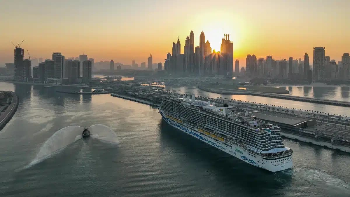 Sunset Cruise Dubai|Yacht Tour with Breakfast|Burj Khalifa Sunset on an Abra