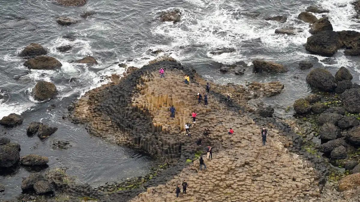 facts-about-giants-causeway||Giant's Causeway Geological Facts