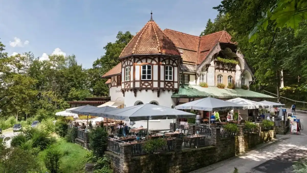 neuschwanstein castle restaurant