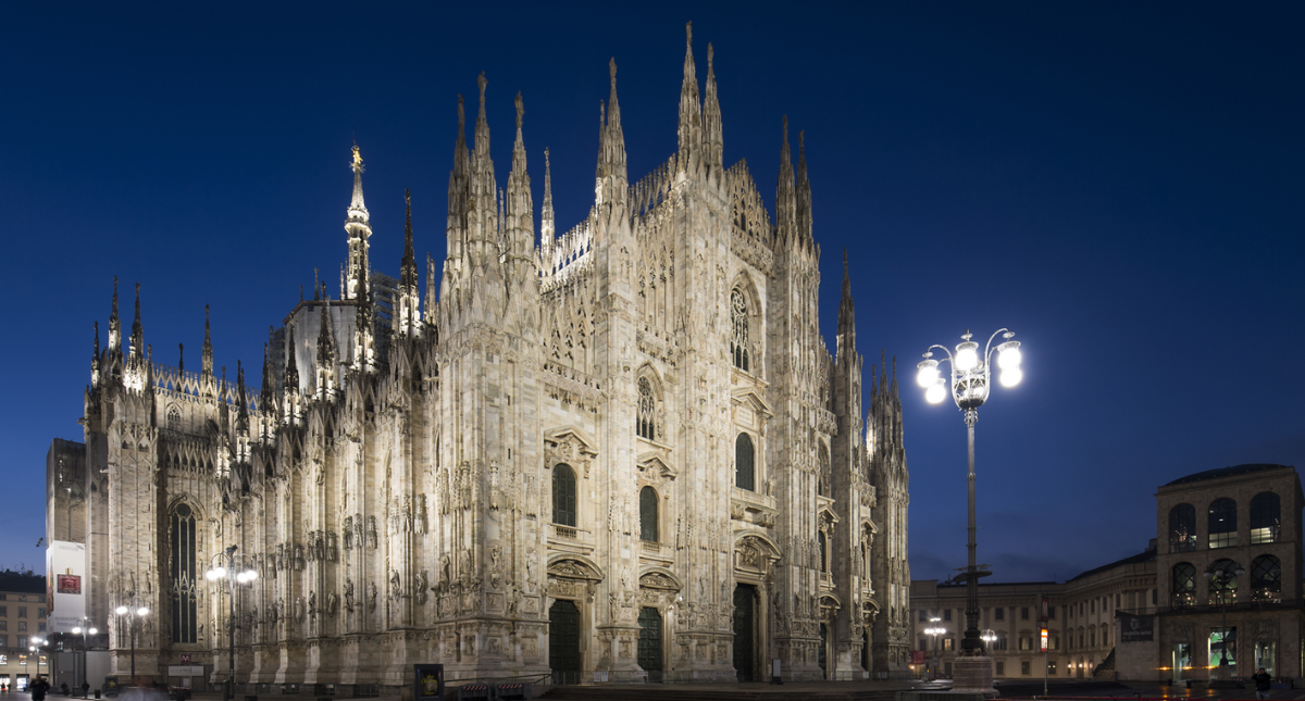 Your Complete Guide to Visiting the Duomo di Milano at Night