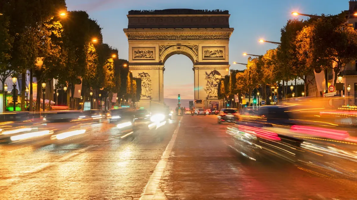 Arc de Triomphe facts