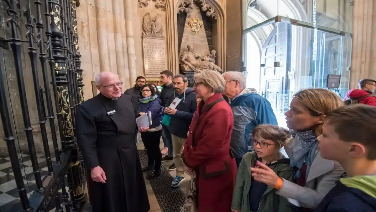 10 Tips for Visiting Westminster Abbey