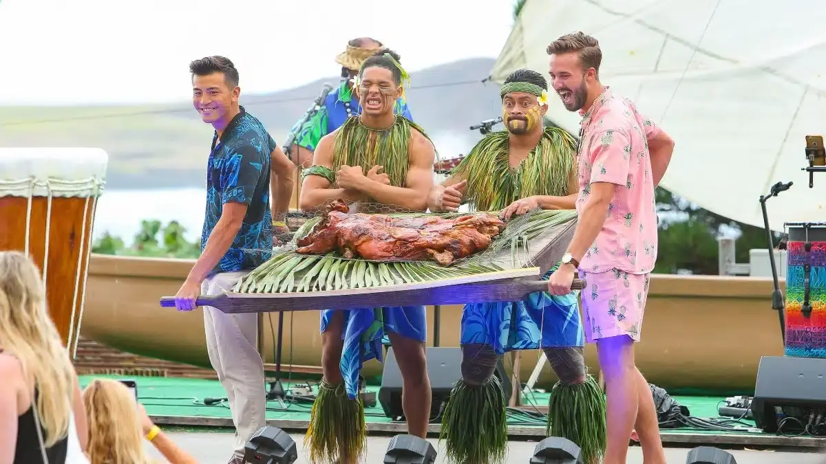Aloha Kai Luau at Sea Life Park and Hawaiian Buffet