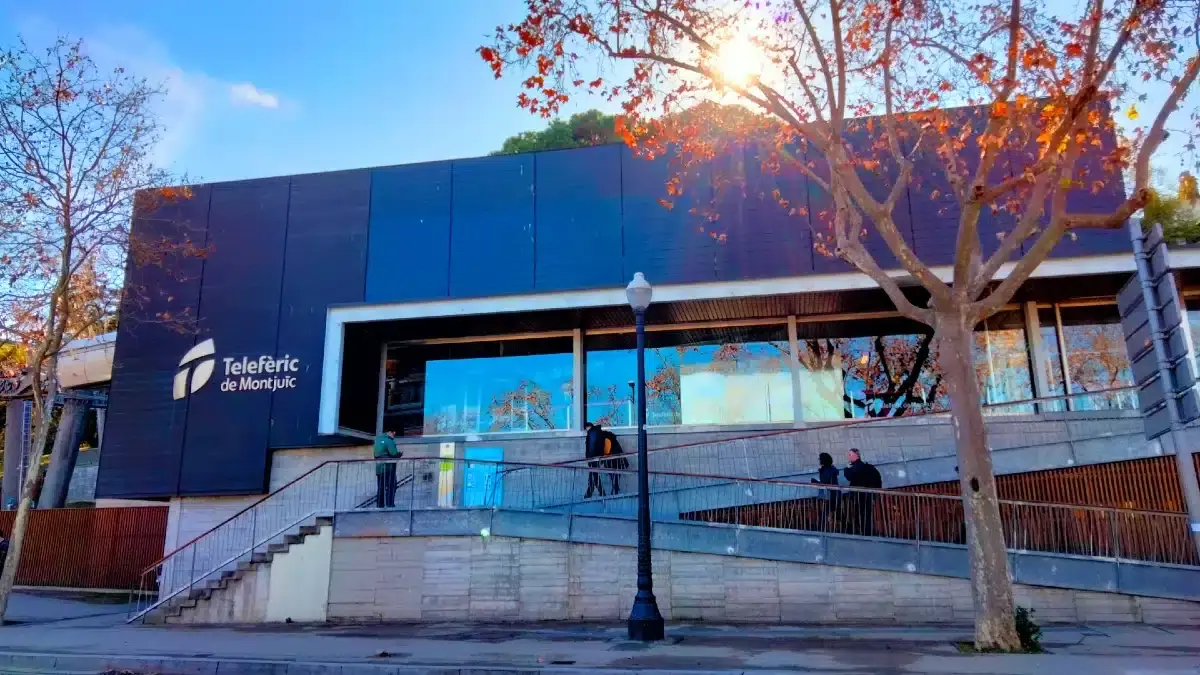 Montjuic Cable Car hours