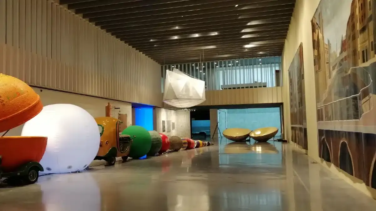 inside Centre Pompidou|