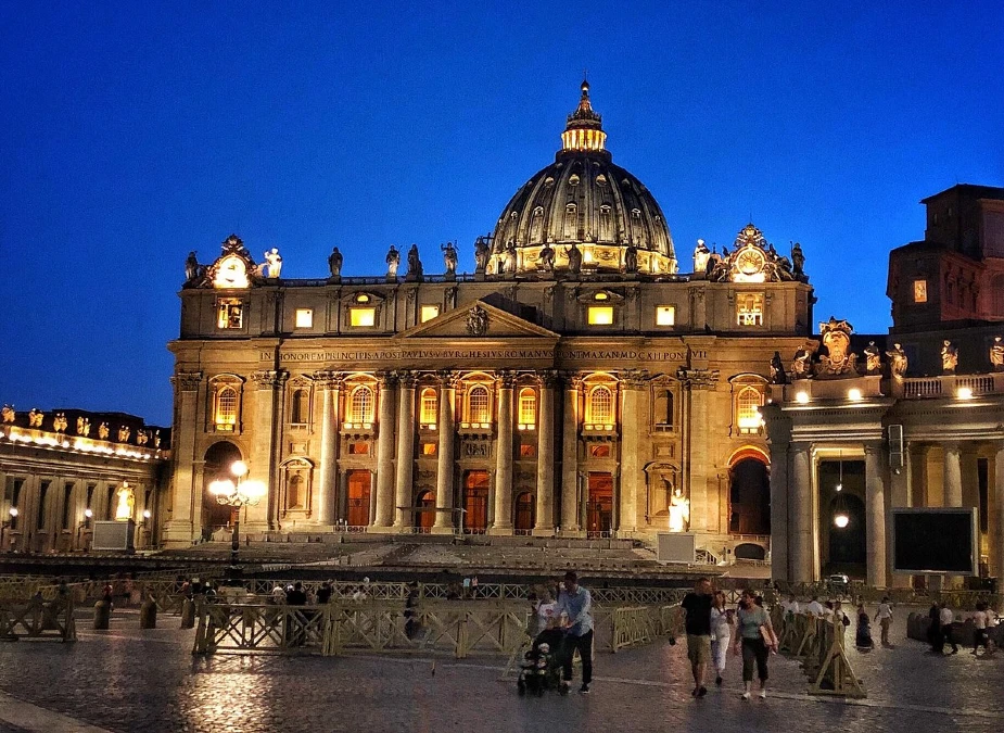 Explore St. Peter’s Basilica