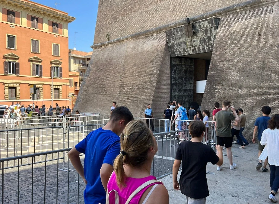 Vatican Museum Opening Hours
