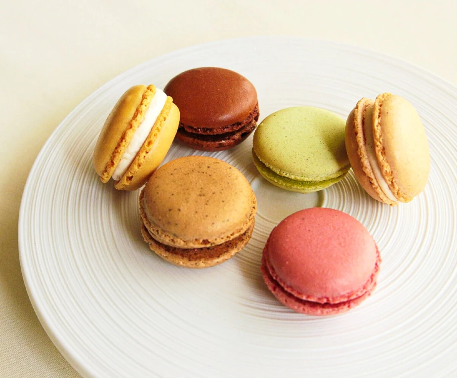 Macaroon Bar