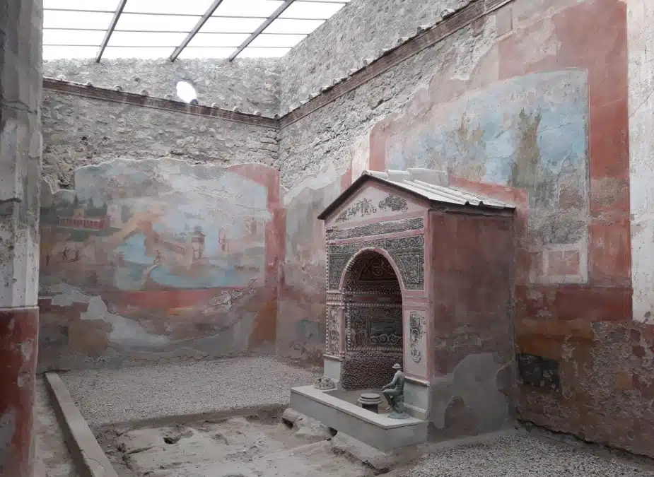 Pay a visit to the House of the Small Fountain