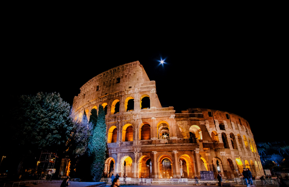 Vedere Colosseum din interior – Tururi speciale de noapte