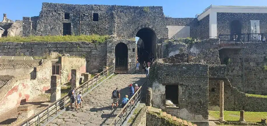 Plan your visit to Pompeii during the off season