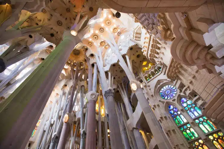 Espai Gaudi – Uma Sala Visual Espai Gaudi – Uma Sala Visual