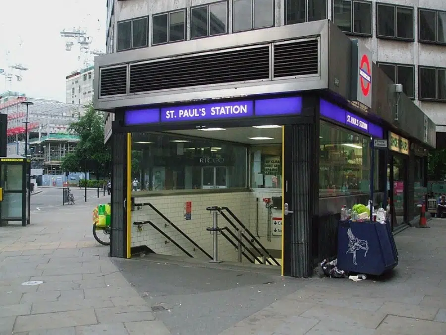 How to get to st paul’s Cathedral by Tube