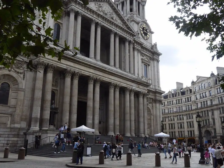Where To Get An Audio Guide To The St Paul’s Cathedral