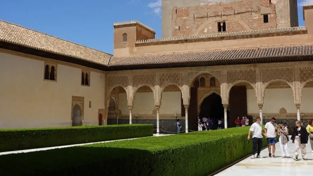 Allow Enough Time to Visit the Alhambra