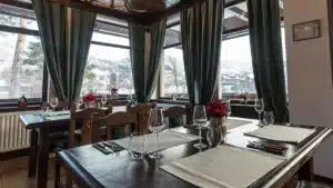 Restaurants near bran castle