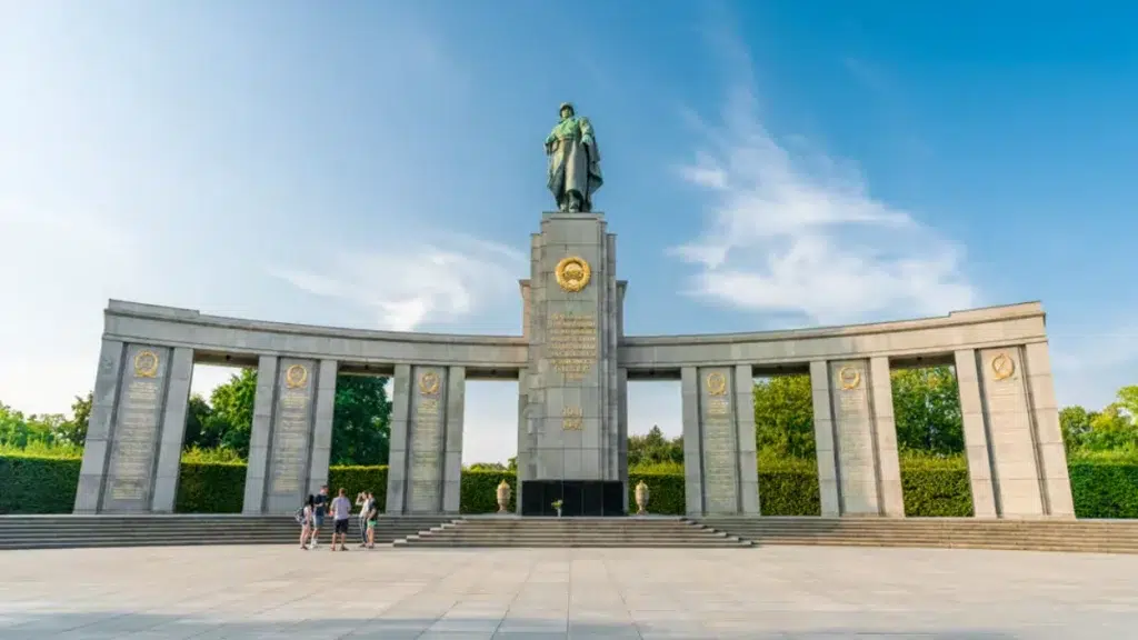 Third Reich and Cold War walking tour