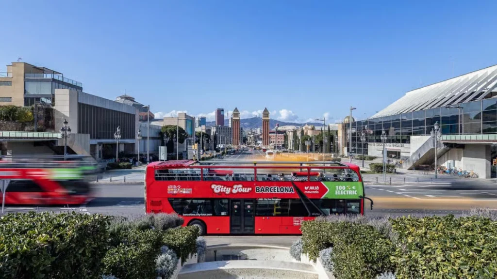 Barcelona Hop-on and Hop-off Bus Tour