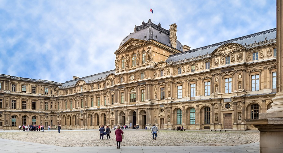 The Louvre Museum In The Second Empire