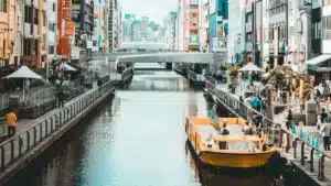 Amsterdam Canal Cruise Hours and How to Reach