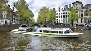 op on hop off canal cruise amsterdam