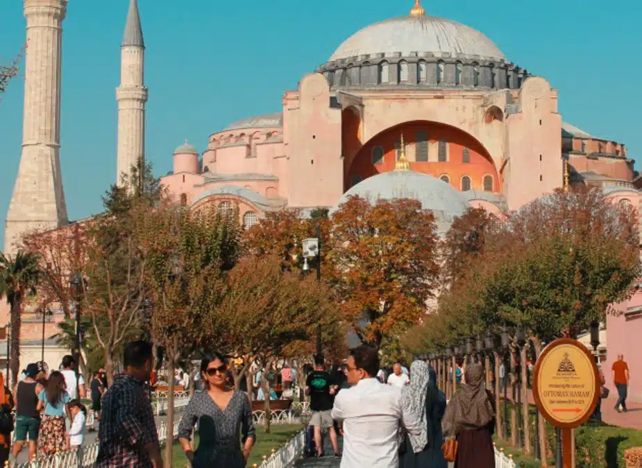 Discover the Hagia Sophia Hours & Time Details for 2024!