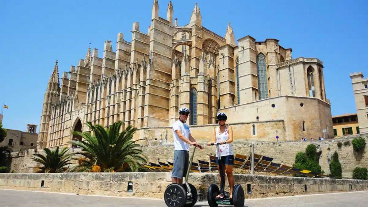 How to Reach|Palma Cathedral via bus|Train Stations|Parking for Palma Cathedral