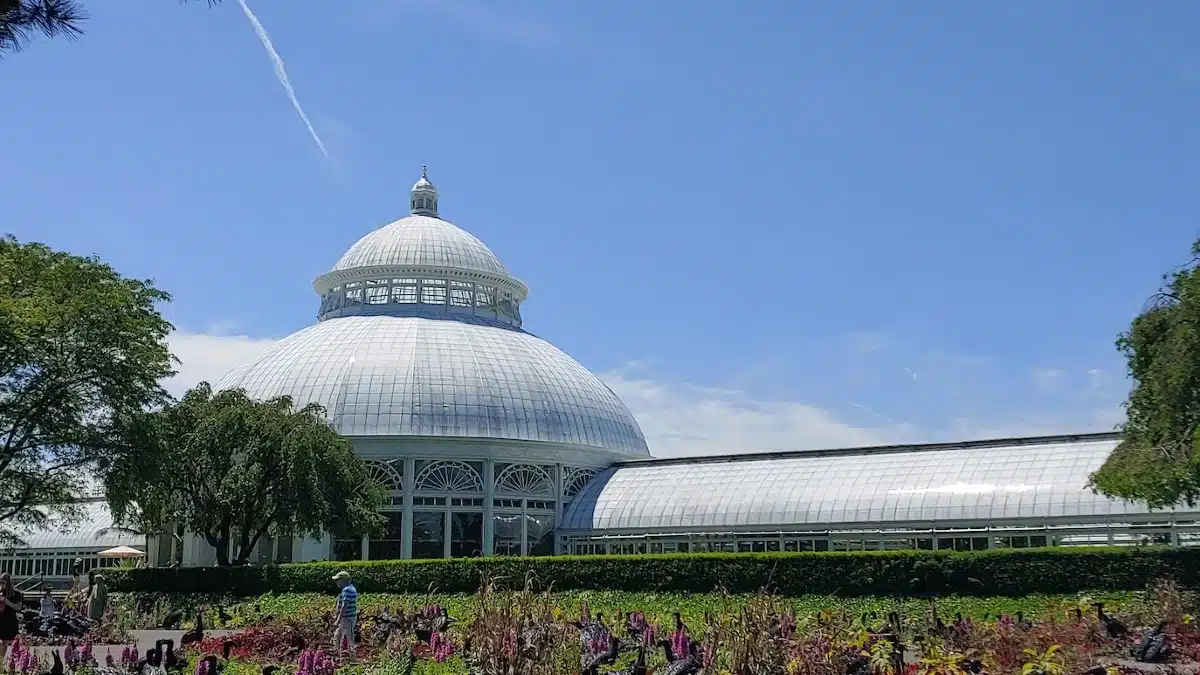New York Botanical Garden||New York Botanical Garden ticket prices|How long does it take at the Botanical Garden New York|Botanical Garden in New York events|New York Botanical Garden in New York|Where to buy New York Botanical Garden tickets|New York Botanical Garden entry ticket|special exhibition entry ticket|City Passes to visit the New York Botanical Garden|New York Botanical Garden Opening Hours|Best Time to Visit the New York Botanical Garden|How to Reach the New York Botanical Garden