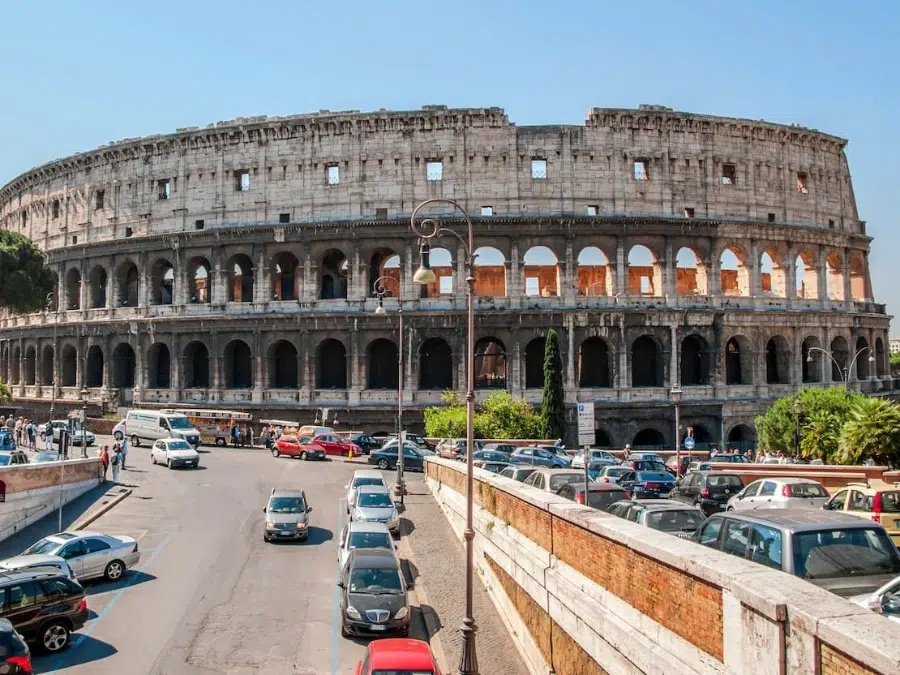 Park Service Colosseum Car park 
