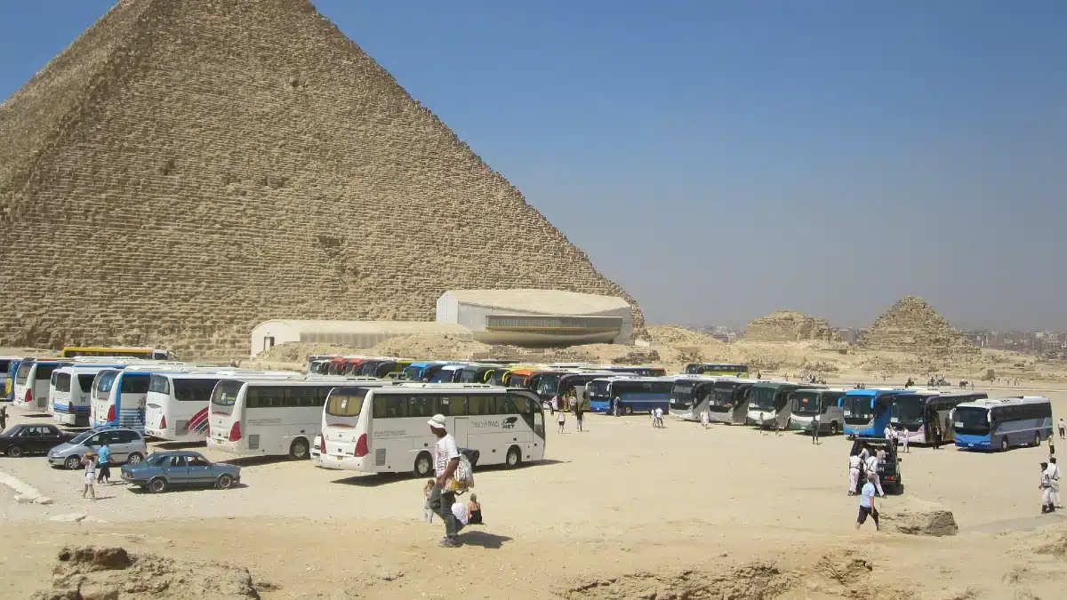 Pyramids of Giza parking