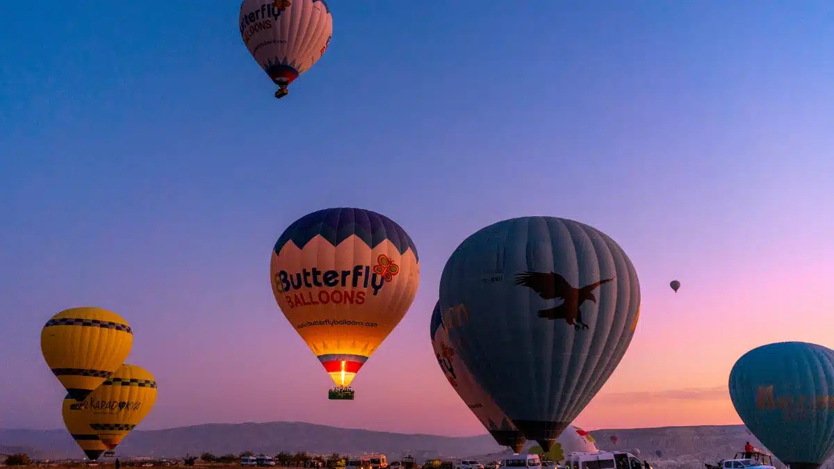 hot air balloon ride dubai|Dhow Cruise|Snorkeling |Dinner Cruise|jet sking|Scuba diving |parasailig|Deluxe Hot Air Balloon Ride||Deluxe hot balloon ride|Adventure ballon ride