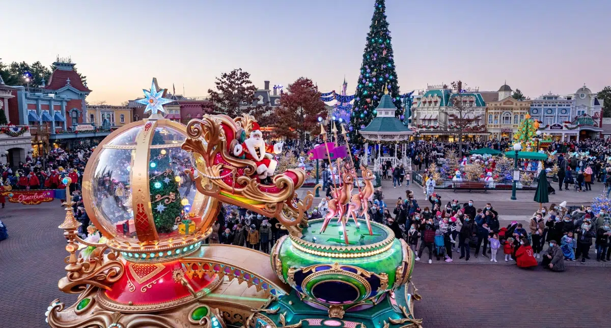 Disneyland Paris Parade