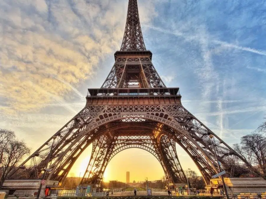 Eiffel Tower Summit Tickets (Entry ticket with Host)