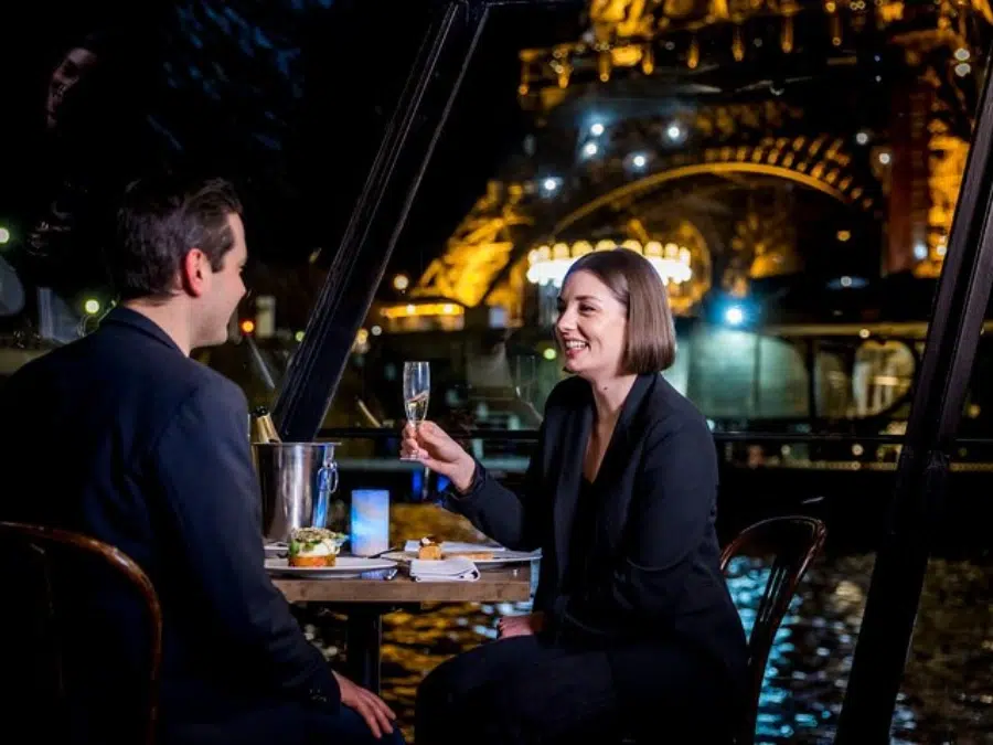 Gourmet Dinner Cruise on the Seine River & Live Music