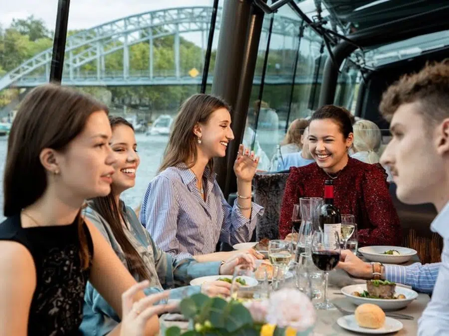 Gourmet Meal Lunch Cruise on the Seine River
