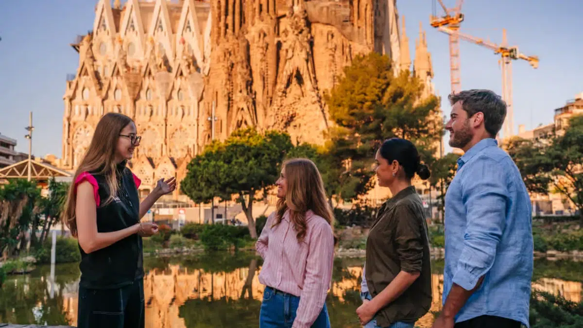 Top 10 Things to Do Near Sagrada Familia